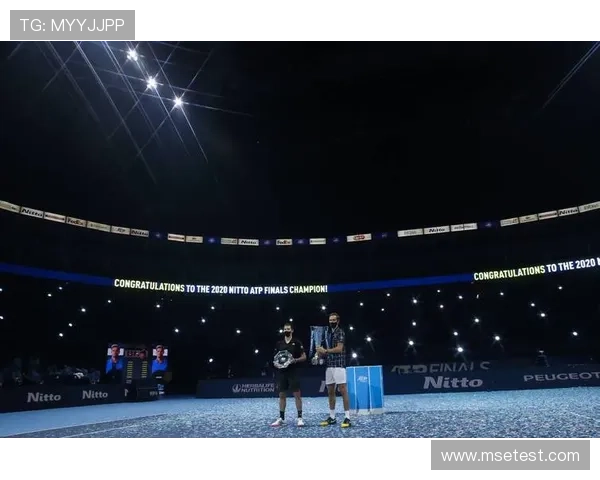 梅德韦杰夫力克德约科维奇夺得2025年ATP年终总决赛冠军